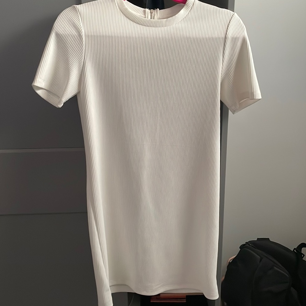 Forever 21 white ribbed t-shirt dress